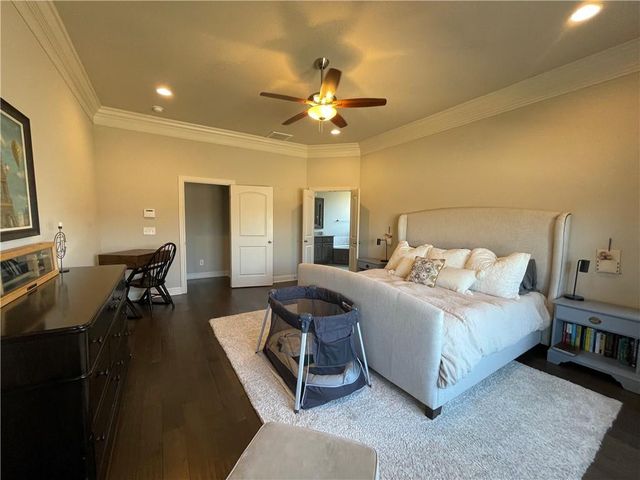 1404 Madison Avenue, Bentonville, AR 72713