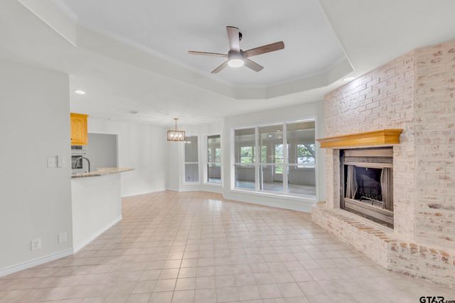 12051 W Lake Dr, Murchison, TX 75778
