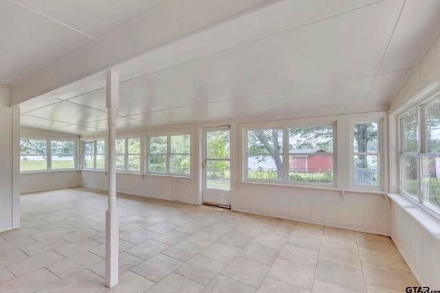 12051 W Lake Dr, Murchison, TX 75778