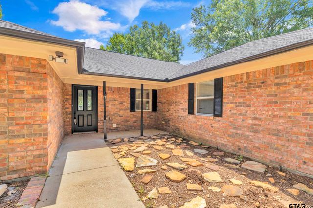 12051 W Lake Dr, Murchison, TX 75778