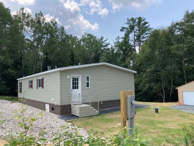 147 Stark Hill Road, Canaan, NH 03741