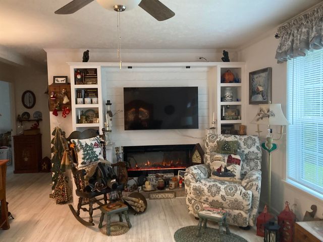 147 Stark Hill Road, Canaan, NH 03741
