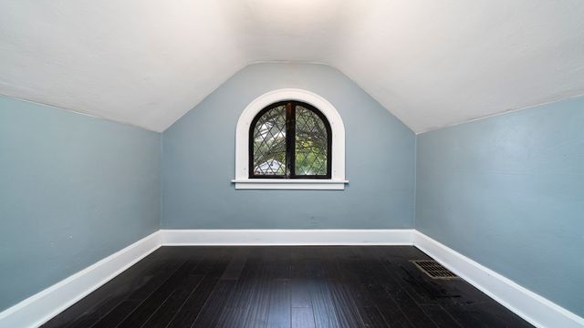 1611 Jackson Street, Rockford, IL 61107