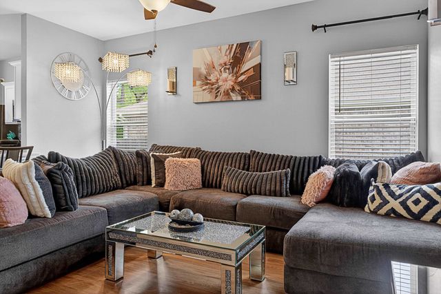 1125 Mission Creek, Longview, TX 75601