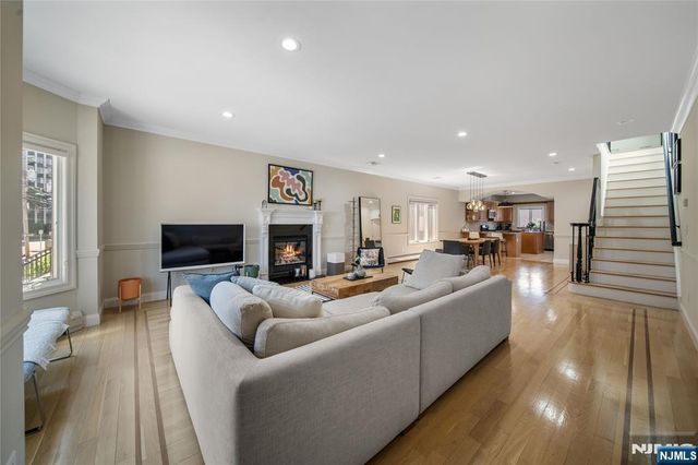 8 Marion Avenue, Cliffside Park, NJ 07010