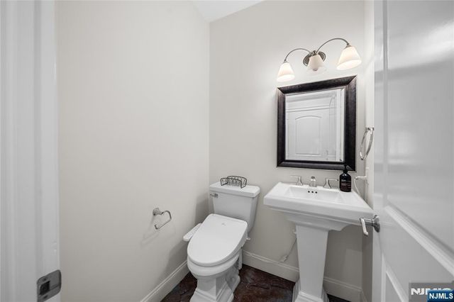 8 Marion Avenue, Cliffside Park, NJ 07010