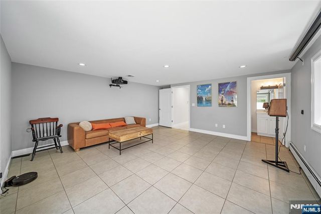 8 Marion Avenue, Cliffside Park, NJ 07010
