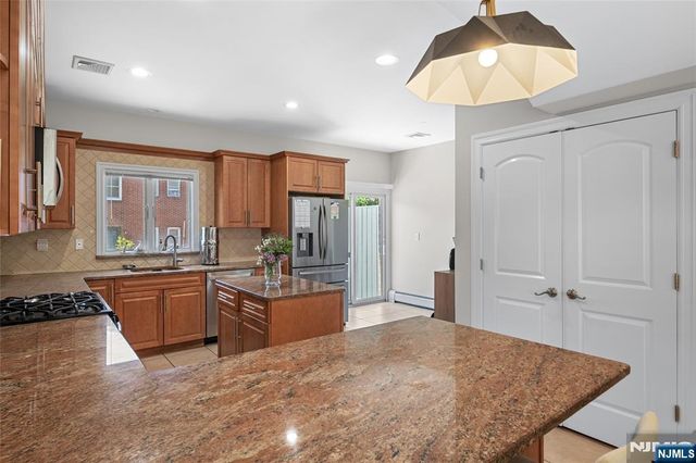 8 Marion Avenue, Cliffside Park, NJ 07010