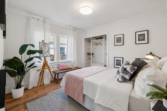 878 57TH STREET, Oakland, CA 94608