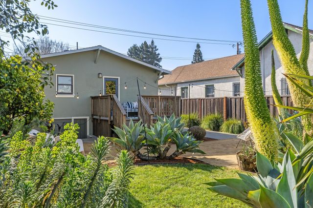 878 57TH STREET, Oakland, CA 94608