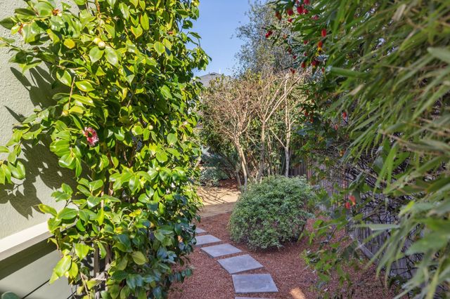 878 57TH STREET, Oakland, CA 94608