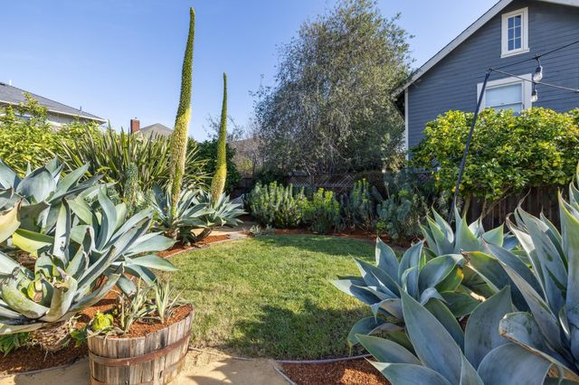 878 57TH STREET, Oakland, CA 94608