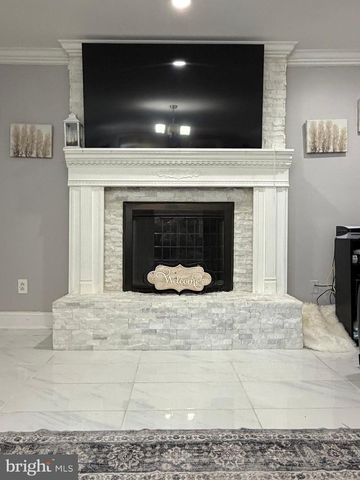 854 PHILLIPS RD, Warminster, PA 18974