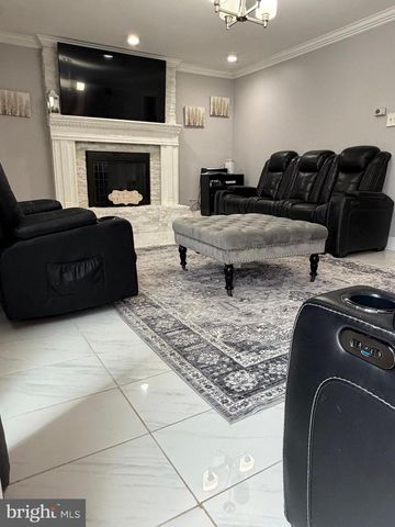 854 PHILLIPS RD, Warminster, PA 18974