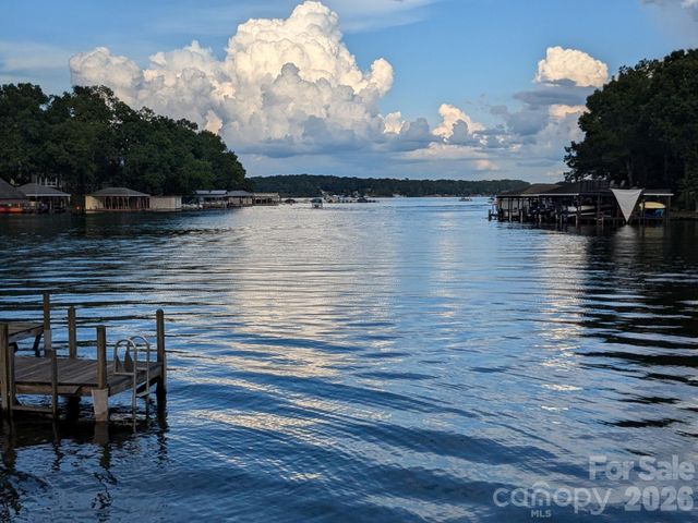 128 Curran Point Drive, Norwood, NC 28128