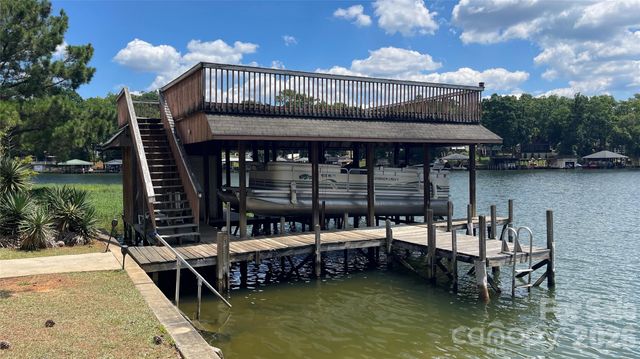 128 Curran Point Drive, Norwood, NC 28128