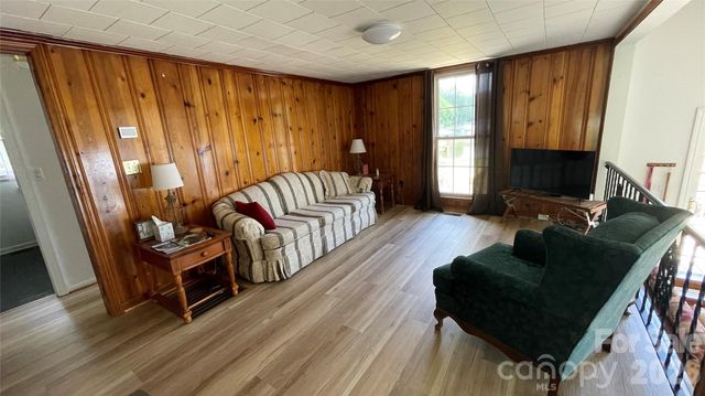 128 Curran Point Drive, Norwood, NC 28128