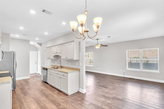 2030 Sunset Pine Way, Gulf Breeze, FL 32563