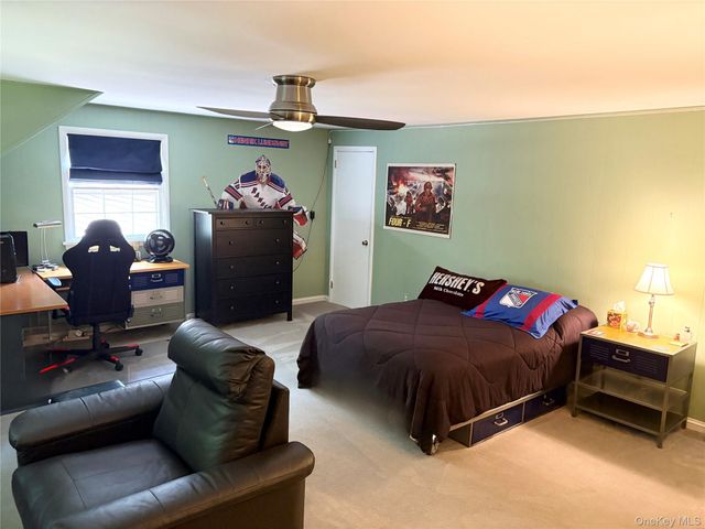 10 LINDA Drive, Montebello, NY 10901