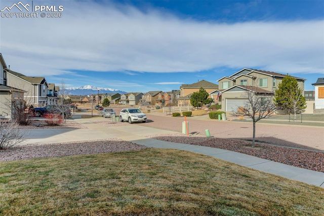 8521 Dry Needle Place, Colorado Springs, CO 80908