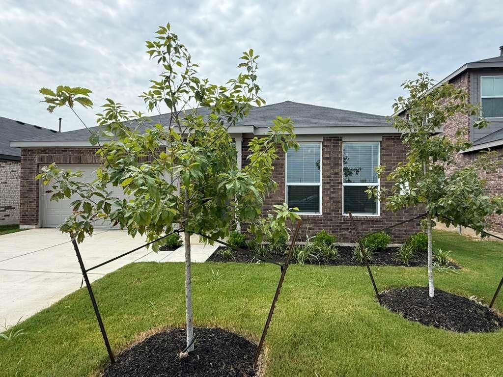 200 Rodney Boat RD, Kyle, TX 78640