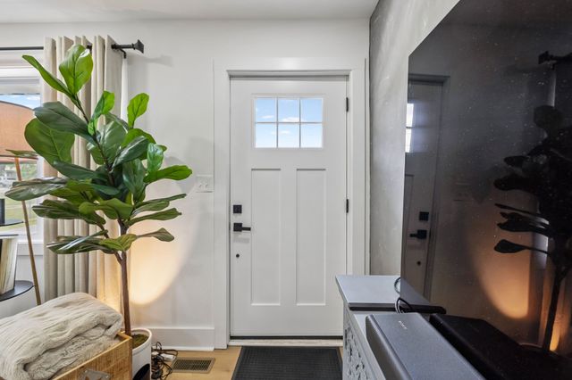 4003 Cedar Cir, Nashville, TN 37218