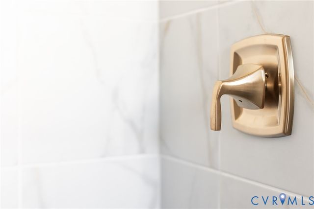 18728 Palisades Cove Trl, Moseley, VA 23120