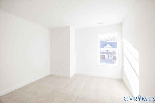 18728 Palisades Cove Trl, Moseley, VA 23120