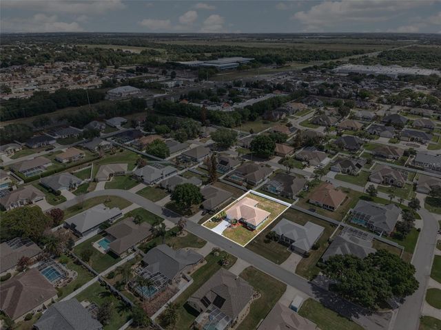 131 RUBY LAKE DRIVE, Winter Haven, FL 33884