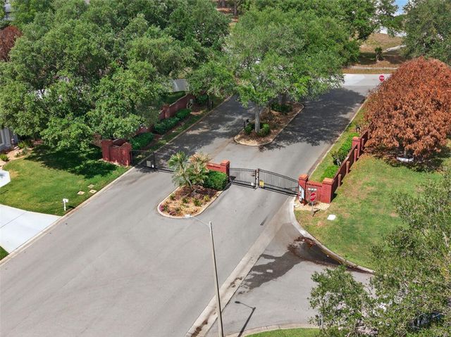 131 RUBY LAKE DRIVE, Winter Haven, FL 33884