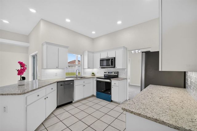 131 RUBY LAKE DRIVE, Winter Haven, FL 33884
