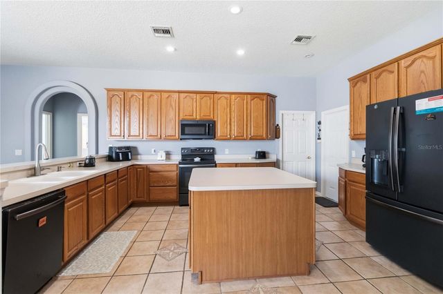 1085 CHASE DRIVE, Winter Garden, FL 34787