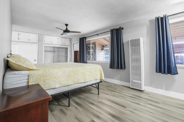 407 W H St, Oakdale, CA 95361