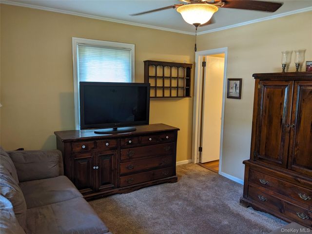 2 Rhode Island Avenue, Massapequa, NY 11758