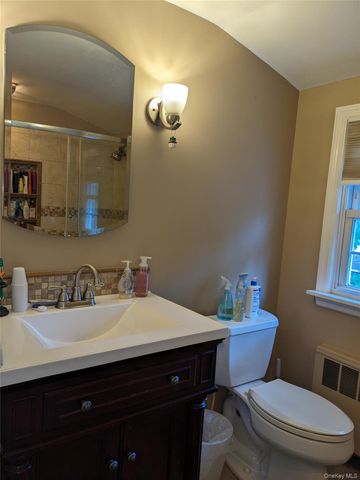 2 Rhode Island Avenue, Massapequa, NY 11758