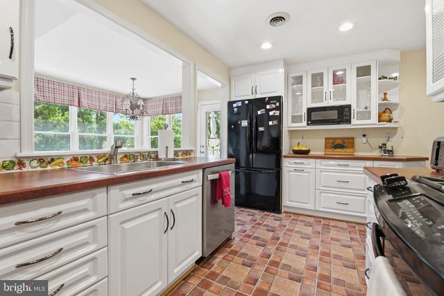9047 DUNLOGGIN RD, Ellicott City, MD 21042