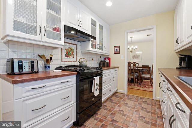 9047 DUNLOGGIN RD, Ellicott City, MD 21042