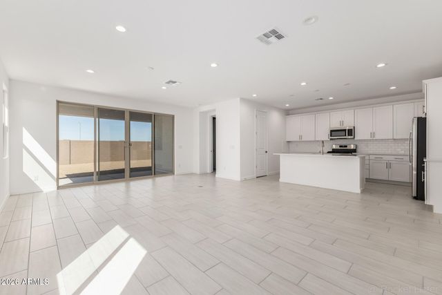 5014 W CHUCK BOX Road, Laveen, AZ 85339