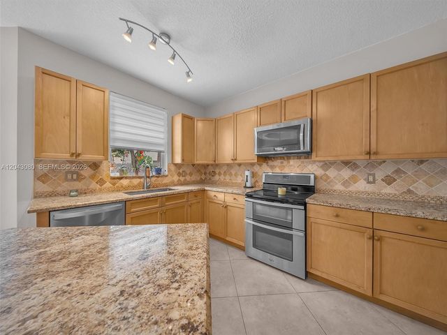 4907 SW 166th Avenue, Miramar, FL 33027