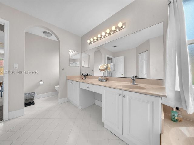 4907 SW 166th Avenue, Miramar, FL 33027