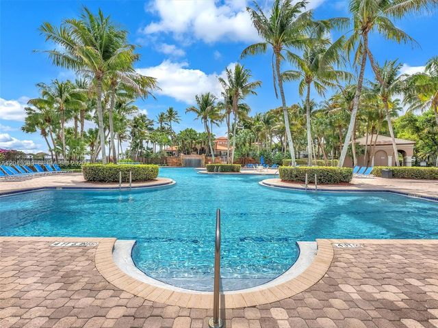 4907 SW 166th Avenue, Miramar, FL 33027