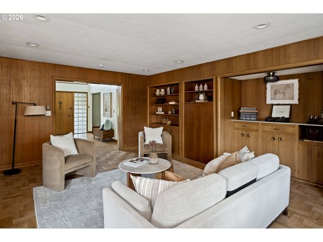 3140 Ne ALAMEDA St, Portland, OR 97212