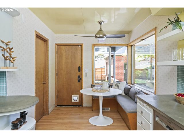 3140 Ne ALAMEDA St, Portland, OR 97212