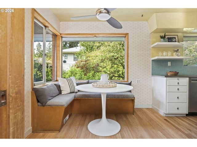 3140 Ne ALAMEDA St, Portland, OR 97212