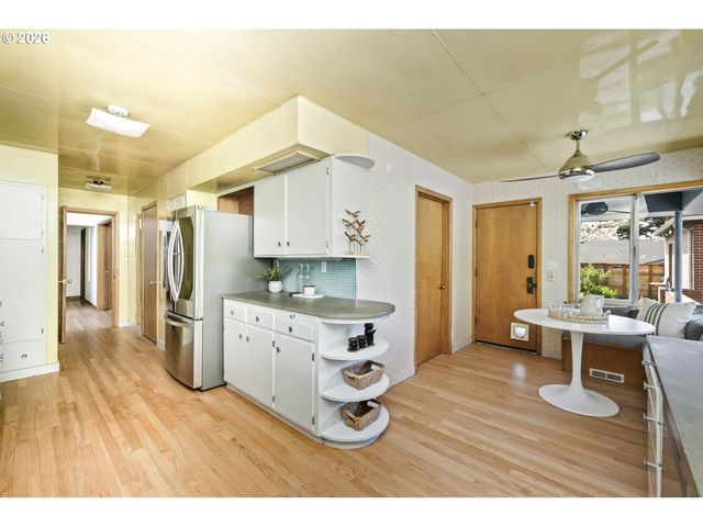 3140 Ne ALAMEDA St, Portland, OR 97212