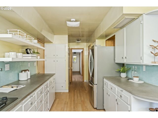 3140 Ne ALAMEDA St, Portland, OR 97212