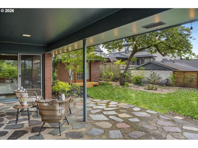 3140 Ne ALAMEDA St, Portland, OR 97212