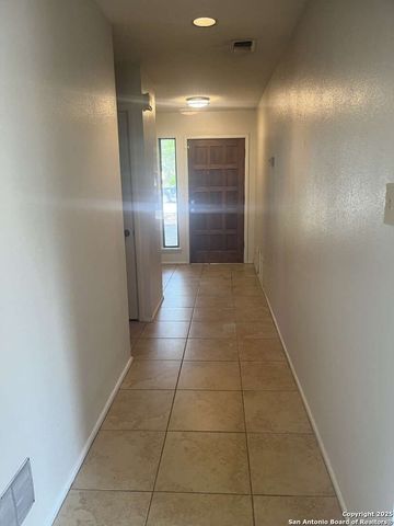 15215 Bent Moss, San Antonio, TX 78232