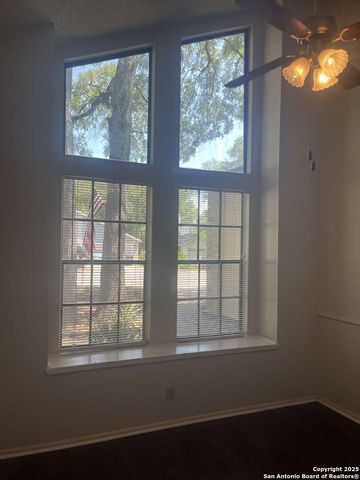 15215 Bent Moss, San Antonio, TX 78232