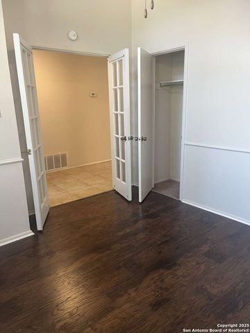 15215 Bent Moss, San Antonio, TX 78232